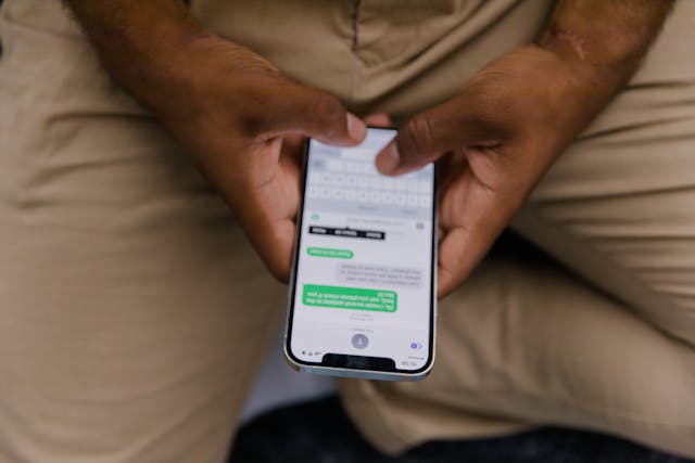 The Case for SMS Marketing in Cleaning Service Franchises: Faster Follow Ups, Fewer Missed Leads