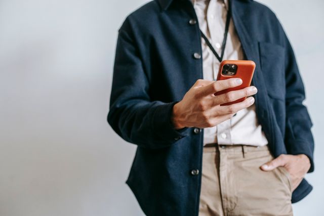 How SMS Marketing Helps Residential and Commercial Painting Companies Generate Repeat Business